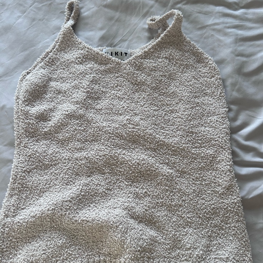 Textured Cream Tank Top